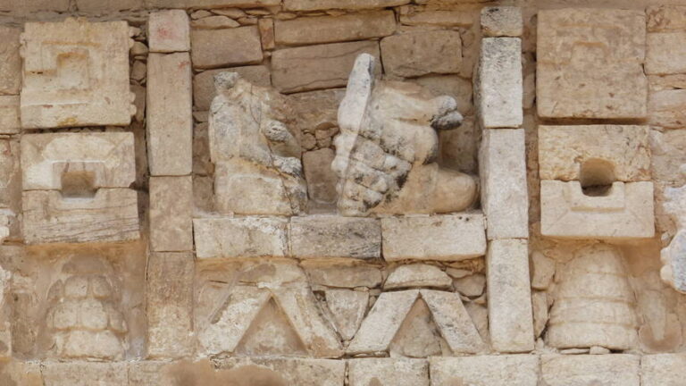 chichenitza355